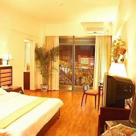 Green Bamboo Hotel Kujlin Kültér fotó
