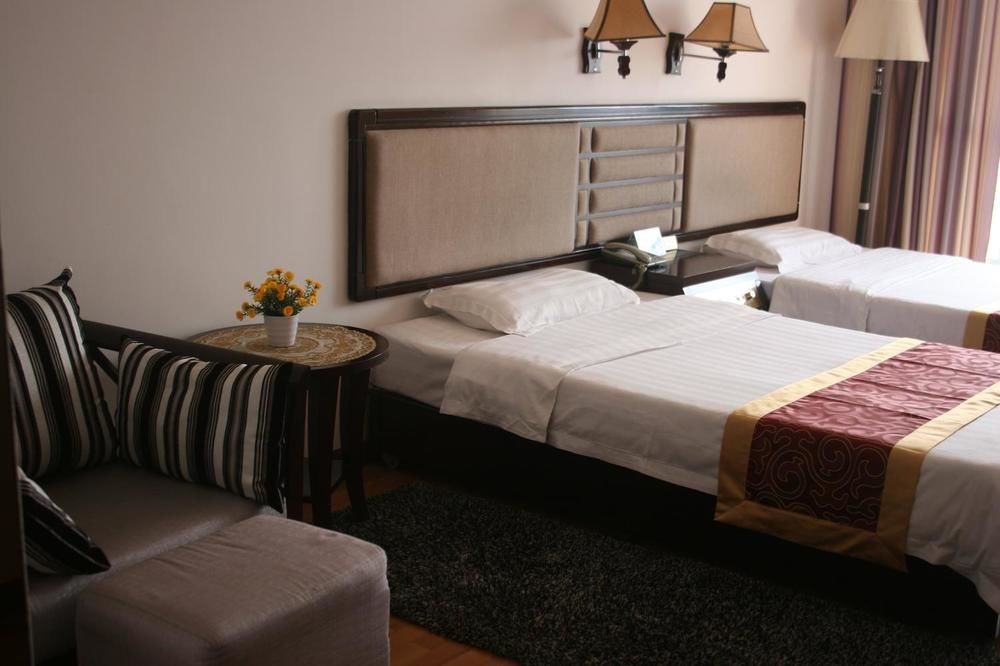 Green Bamboo Hotel Kujlin Kültér fotó