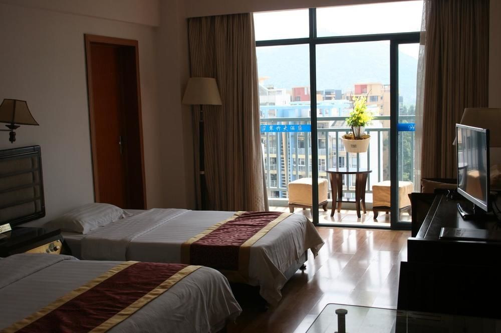 Green Bamboo Hotel Kujlin Kültér fotó